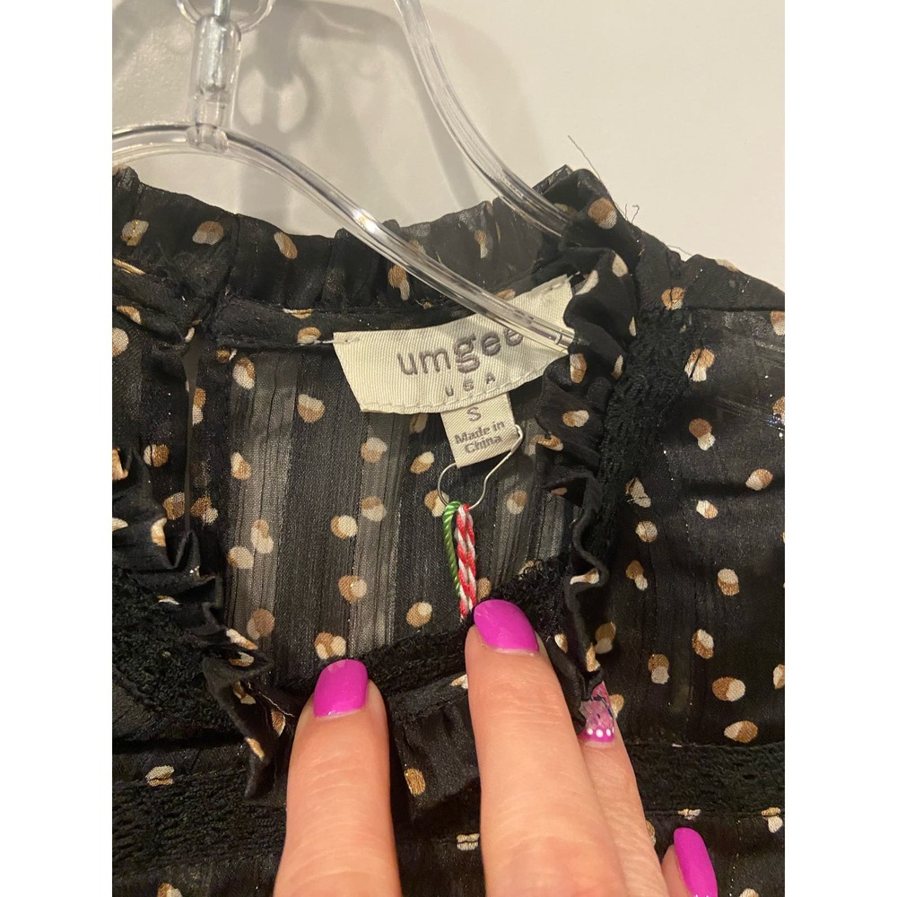 Umgee Size Small Ruffle top, metallic sheer - Picture 2 of 5